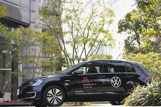 フォルクスワーゲン e-Golf Premium